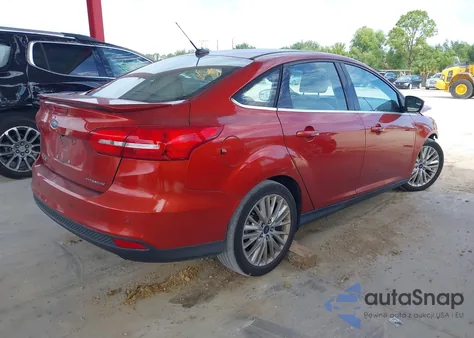 2018 Ford Focus Titanium из США, поврежденный, VIN 1FADP3J2XJL294348